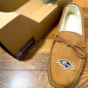 Men’s Large Baltimore Ravens Moccasin slippers